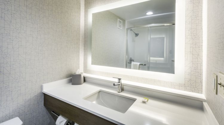 Holiday Inn Express Hopewell-Fort Lee Room