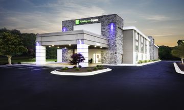 Holiday Inn Express Hopewell-Fort Lee