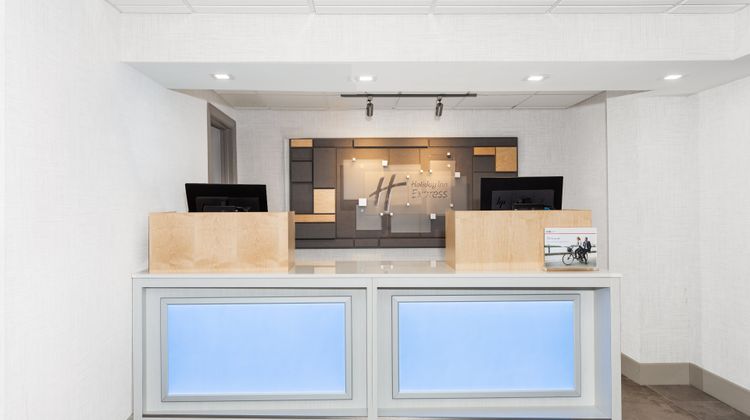 Holiday Inn Express Hopewell-Fort Lee Lobby