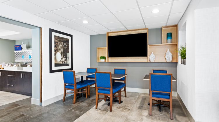 Holiday Inn Express Hopewell-Fort Lee Lobby
