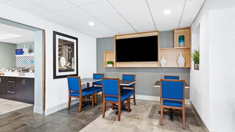 <b>Holiday Inn Express Hopewell-Fort Lee Lobby</b>. Images powered by <a href="https://www.leonardoworldwide.com/" title="Leonardo Worldwide" target="_blank">Leonardo</a>.