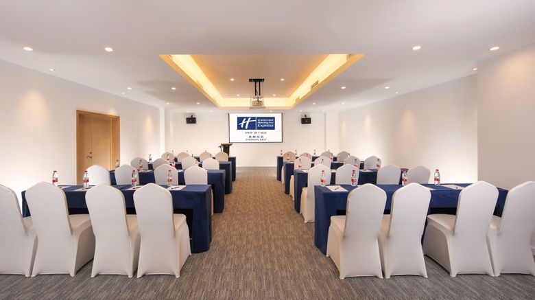 <b>Holiday Inn Express Chengdu East Meeting</b>. Images powered by <a href="https://www.leonardoworldwide.com/" title="Leonardo Worldwide" target="_blank">Leonardo</a>.
