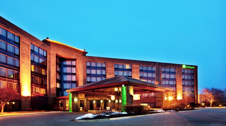 Holiday Inn Crystal Lake Exterior. Images powered by <a href="https://www.leonardoworldwide.com" target="_blank" rel="noopener">Leonardo</a>.