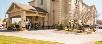 Holiday Inn Express & Suites Houston Nor Exterior
