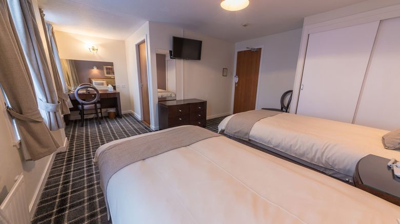 <b>Pentland Hotel Room</b>. Images powered by <a href="https://www.leonardoworldwide.com/" title="Leonardo Worldwide" target="_blank">Leonardo</a>.