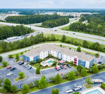 Candlewood Suites Savannah Airport Exterior