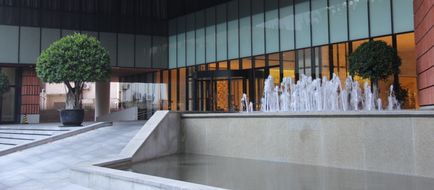 HUALUXE Shanghai Twelve at Hengshan Exterior