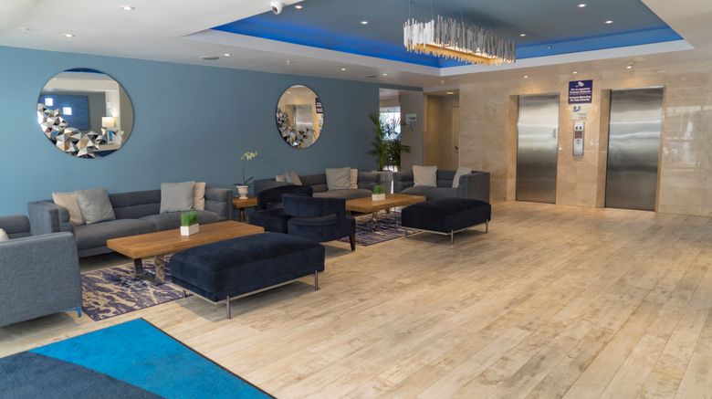 <b>Holiday Inn Express Condado Lobby</b>. Images powered by <a href="https://www.leonardoworldwide.com/" title="Leonardo Worldwide" target="_blank">Leonardo</a>.