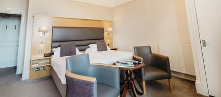 Crown Spa Hotel Room