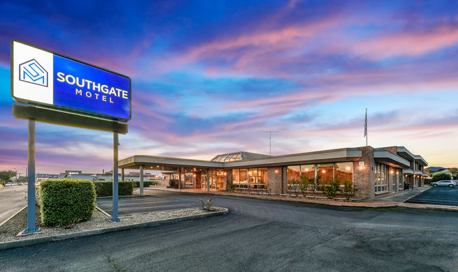 Southgate Motel Exterior