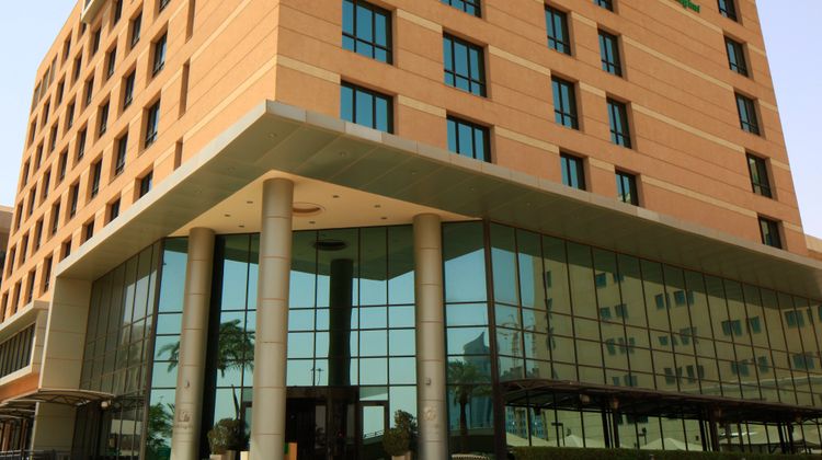 Holiday Inn Riyadh-Olaya Exterior