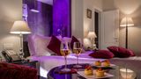 Monte Cenci Hotel Room