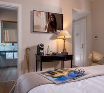 Monte Cenci Hotel Room
