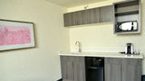 Holiday Inn Wilsonville Suite