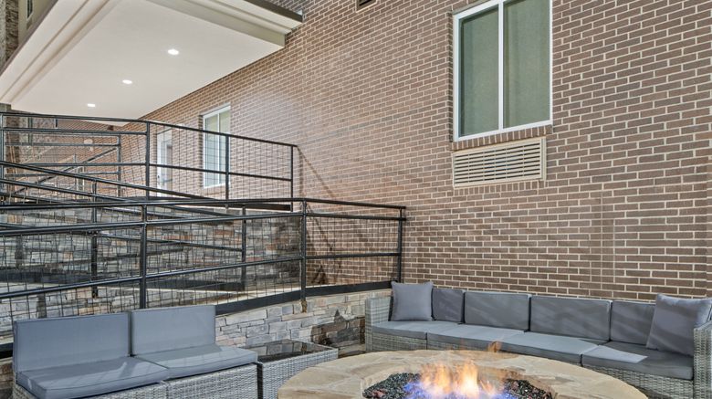 <b>Candlewood Suites Newnan-Atlanta SW Lobby</b>. Images powered by <a href="https://www.leonardoworldwide.com/" title="Leonardo Worldwide" target="_blank">Leonardo</a>.