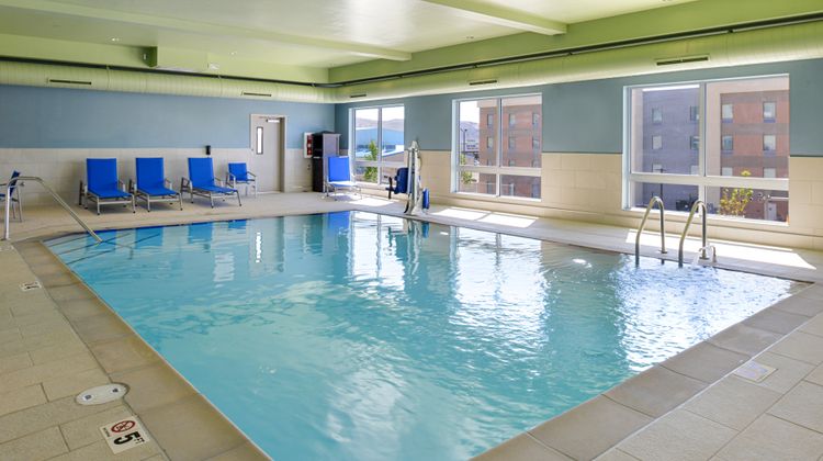 Holiday Inn Express & Suites Elko Pool