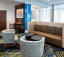 Holiday Inn Express & Suites Elko Lobby