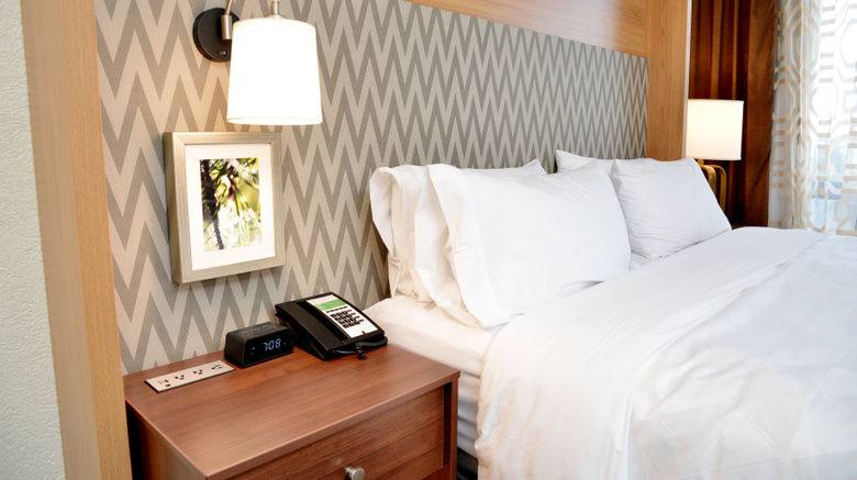 <b>Holiday Inn Wilsonville Room</b>. Images powered by <a href="https://www.leonardoworldwide.com/" title="Leonardo Worldwide" target="_blank">Leonardo</a>.