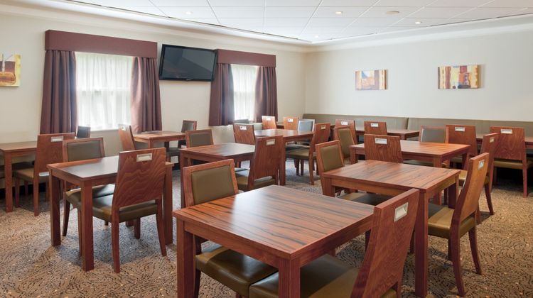 Holiday Inn Express Glenrothes Restaurant