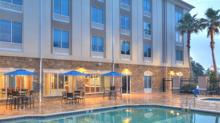 Holiday Inn Express Mobile-Saraland Pool