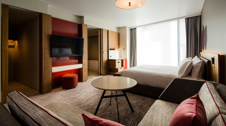 <b>Crowne Plaza Hobart Suite</b>. Images powered by <a href="https://www.leonardoworldwide.com/" title="Leonardo Worldwide" target="_blank">Leonardo</a>.