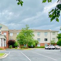 Holiday Inn Express & Suites Reedsvile