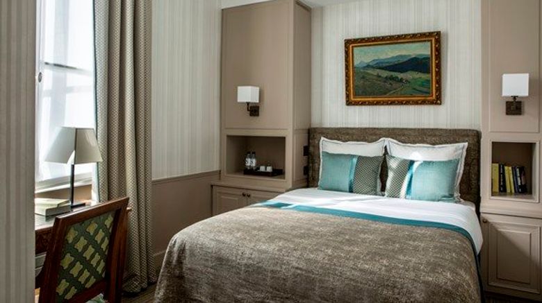 <b>Des Saints Peres Hotel Room</b>. Images powered by <a href="https://www.leonardoworldwide.com/" title="Leonardo Worldwide" target="_blank">Leonardo</a>.