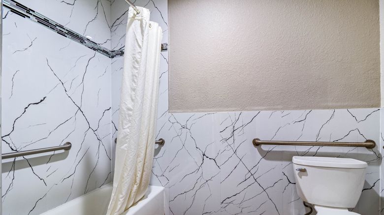 <b>Scottish Inns & Suites Baytown Room</b>. Images powered by <a href="https://www.leonardoworldwide.com/" title="Leonardo Worldwide" target="_blank">Leonardo</a>.