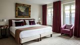 <b>Parc Saint Severin Room</b>. Images powered by <a href="https://www.leonardoworldwide.com/" title="Leonardo Worldwide" target="_blank">Leonardo</a>.