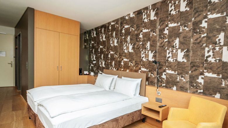 <b>Sihlpark Hotel & Spa Room</b>. Images powered by <a href="https://www.leonardoworldwide.com/" title="Leonardo Worldwide" target="_blank">Leonardo</a>.