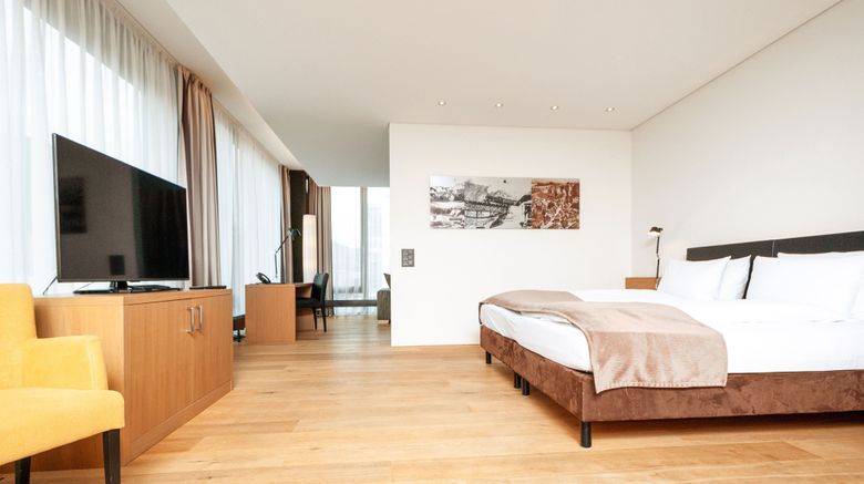 <b>Sihlpark Hotel & Spa Room</b>. Images powered by <a href="https://www.leonardoworldwide.com/" title="Leonardo Worldwide" target="_blank">Leonardo</a>.
