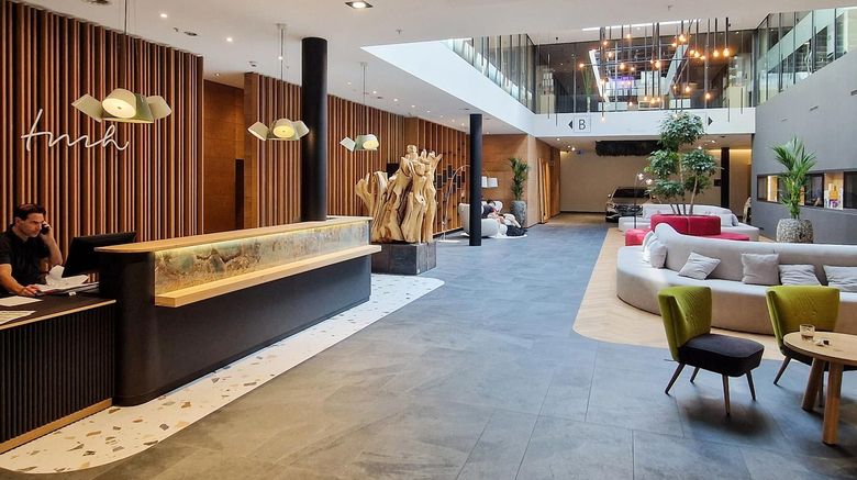 <b>Sihlpark Hotel & Spa Lobby</b>. Images powered by <a href="https://www.leonardoworldwide.com/" title="Leonardo Worldwide" target="_blank">Leonardo</a>.