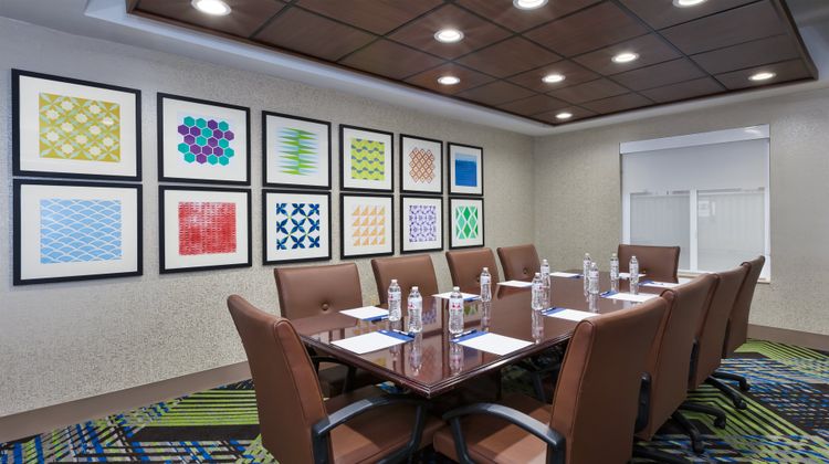 Holiday Inn Express & Suites Dayton Sout Meeting