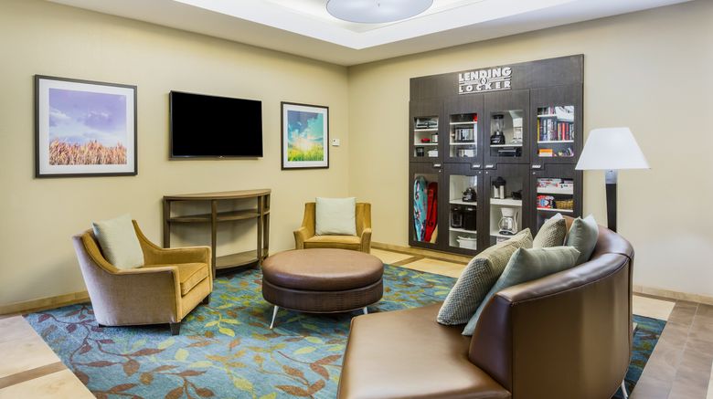 <b>Candlewood Suites Virginia Beach/Norfolk Lobby</b>. Images powered by <a href="https://www.leonardoworldwide.com/" title="Leonardo Worldwide" target="_blank">Leonardo</a>.