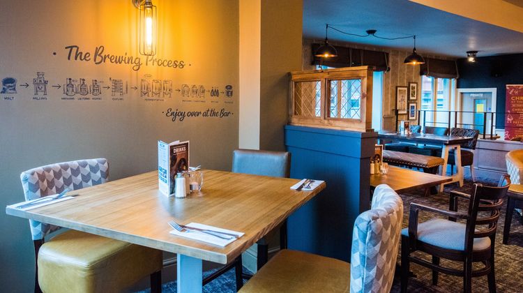 Caledonian Hotel Restaurant