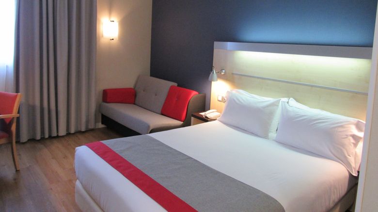 <b>Holiday Inn Express Alcobendas Room</b>. Images powered by <a href="https://www.leonardoworldwide.com/" title="Leonardo Worldwide" target="_blank">Leonardo</a>.
