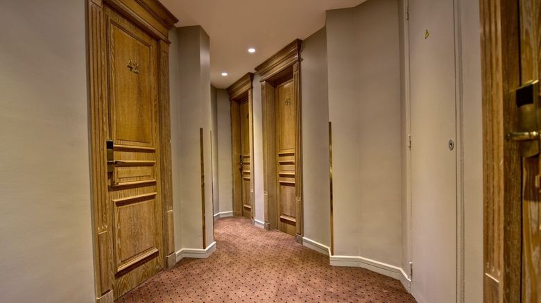<b>Hotel du Midi Lobby</b>. Images powered by <a href="https://www.leonardoworldwide.com/" title="Leonardo Worldwide" target="_blank">Leonardo</a>.