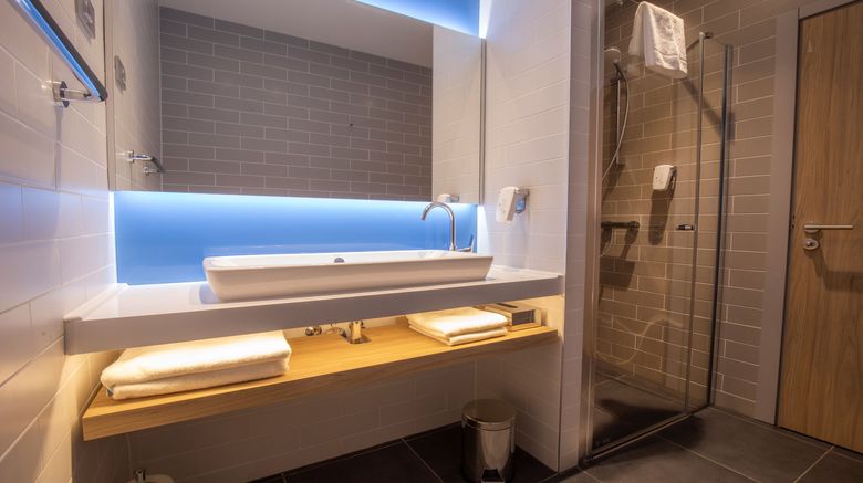 <b>Holiday Inn Express Ljubljana Room</b>. Images powered by <a href="https://www.leonardoworldwide.com/" title="Leonardo Worldwide" target="_blank">Leonardo</a>.