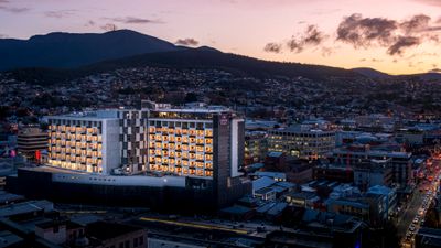 Crowne Plaza Hobart
