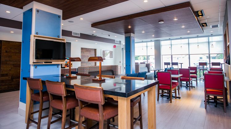 Holiday Inn Express/Stes Rehoboth Beach Restaurant