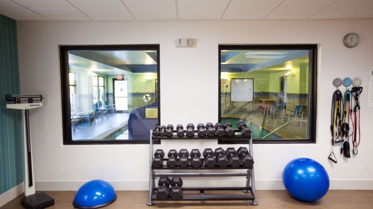 Holiday Inn Express Hotel & Suites Health Club