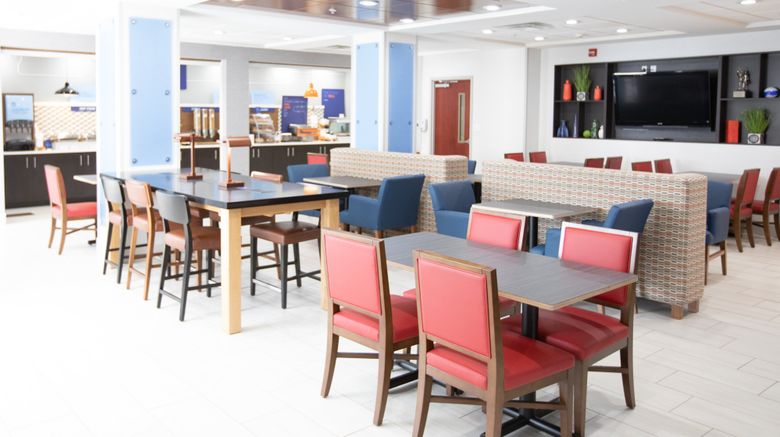 <b>Holiday Inn Express Hotel & Suites Restaurant</b>. Images powered by <a href="https://www.leonardoworldwide.com/" title="Leonardo Worldwide" target="_blank">Leonardo</a>.