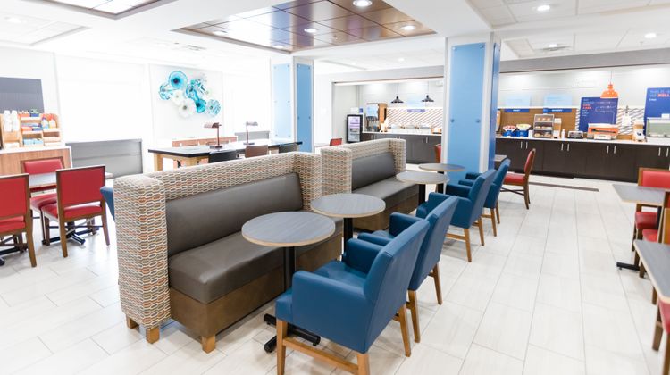 Holiday Inn Express Hotel & Suites Restaurant