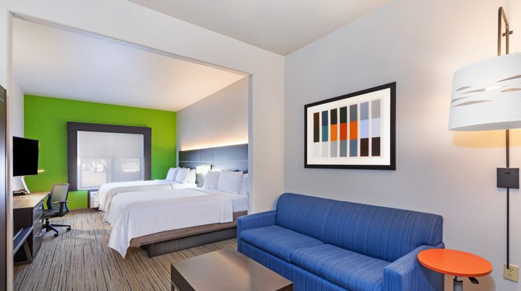 Holiday Inn Express Hotel/Suites Guymon Suite