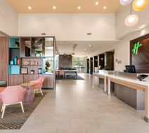 Holiday Inn Yakima Lobby
