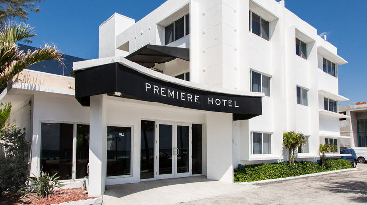 Premiere Hotel Exterior