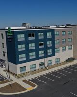 Holiday Inn Express & Suites Richburg
