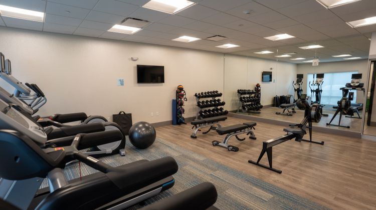 Holiday Inn Express & Suites Richburg Health Club