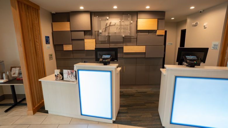 <b>Holiday Inn Express & Suites Richburg Lobby</b>. Images powered by <a href="https://www.leonardoworldwide.com/" title="Leonardo Worldwide" target="_blank">Leonardo</a>.