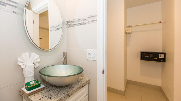 Premiere Hotel Room